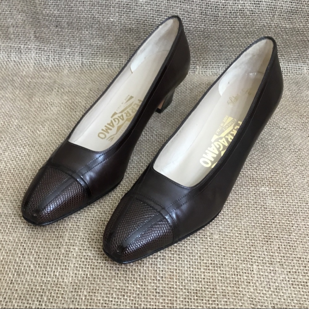 Salvatore Ferragamo Chocolate Leather Vintage Pump